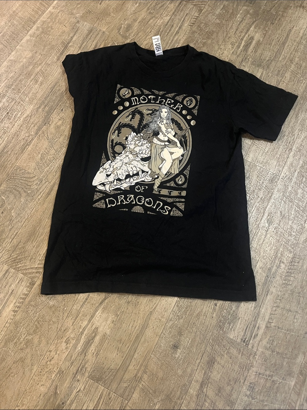 Qwertee tee